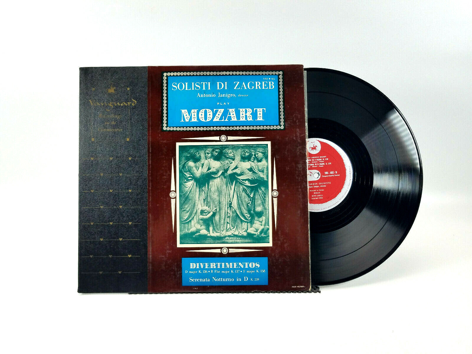 Solisti di Zagreb - Solisti Di Zagreb Play Mozart Divertimentos VRS482 LP NM