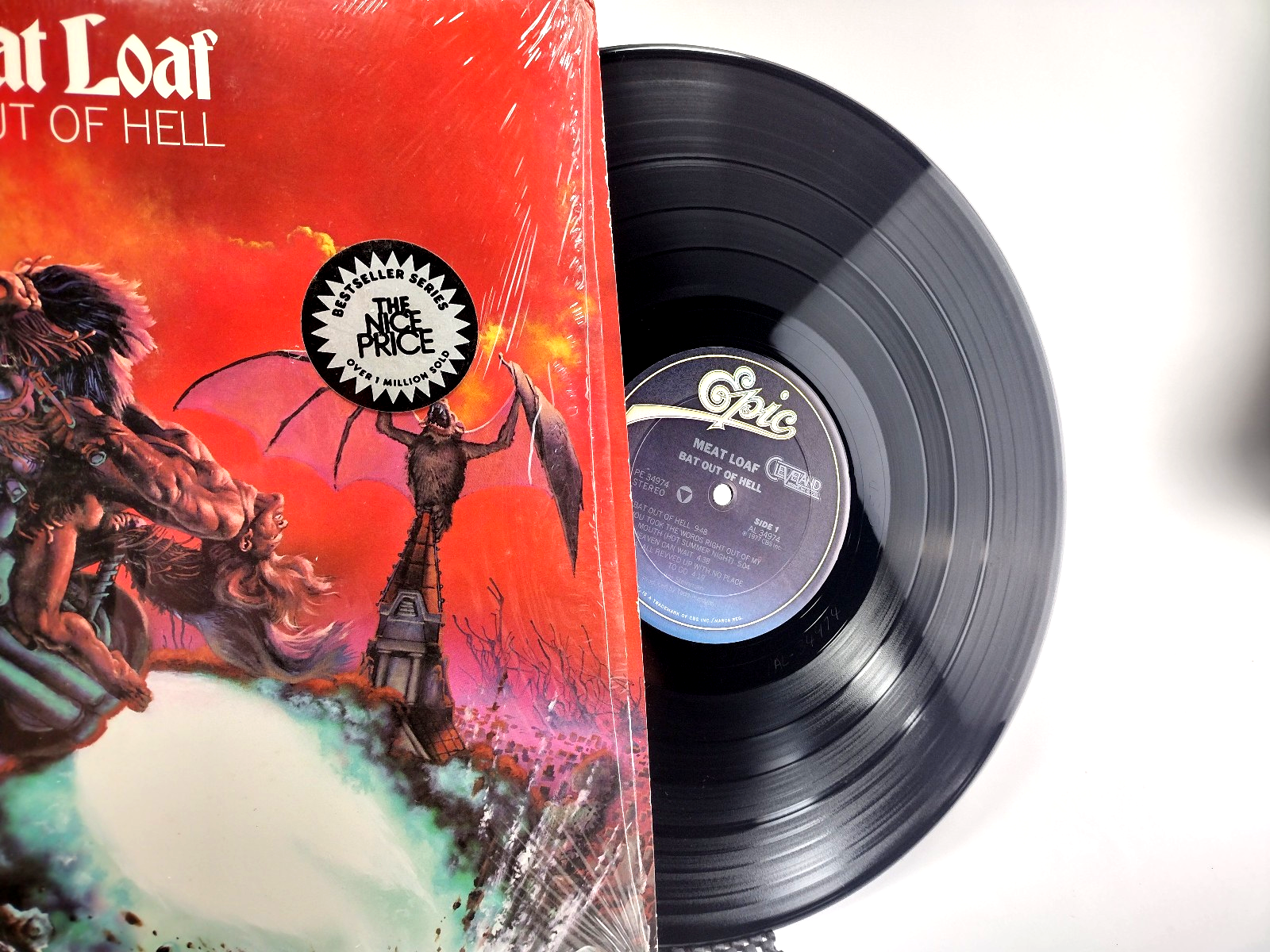 MEATLOAF-BAT OUT OF HELL-1977 VINYL LP "IN SHRINK" EPIC PE 34974 VG+/VG+