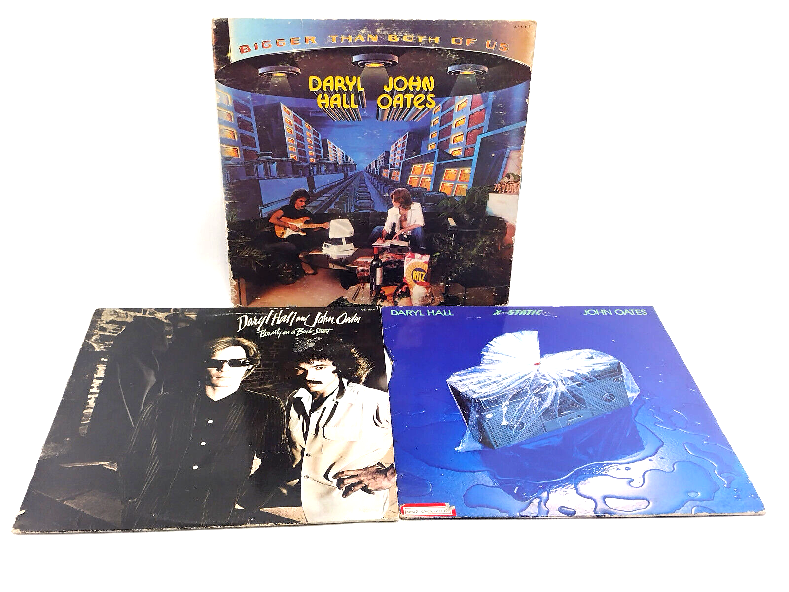 LOT OF 3 DARYL HALL AND JOHN OATES LPs