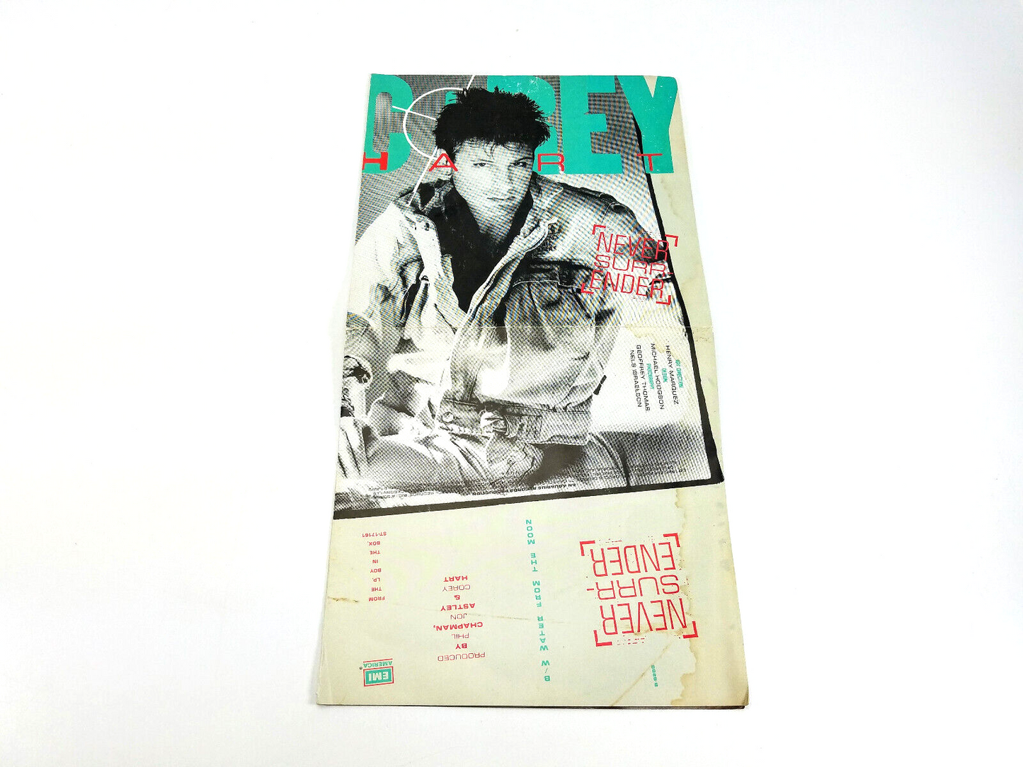 Corey Hart – Never Surrender  B-8268  7", Single FOLD OUT POSTER SLEEVE