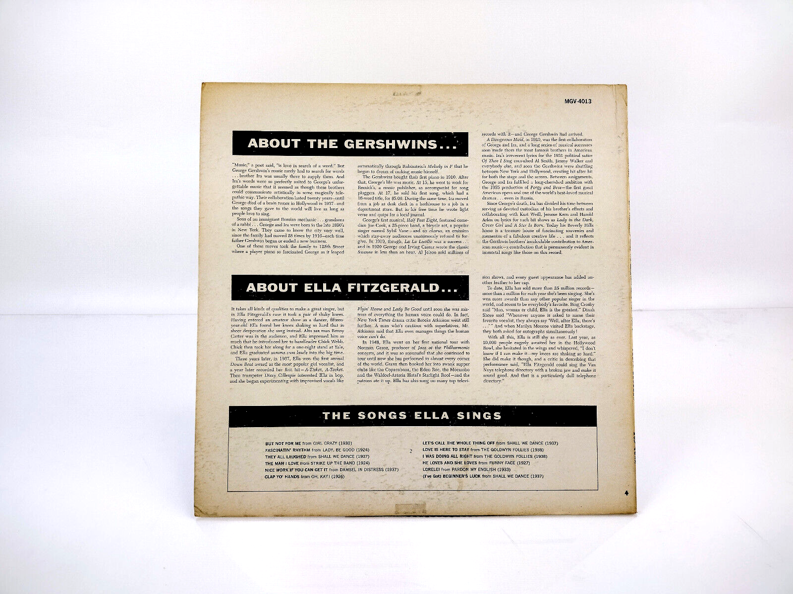 Ella Fitzgerald - Ella Fitzgerald Sings The Gershwin Song Book Vol. 1 MGV-4013