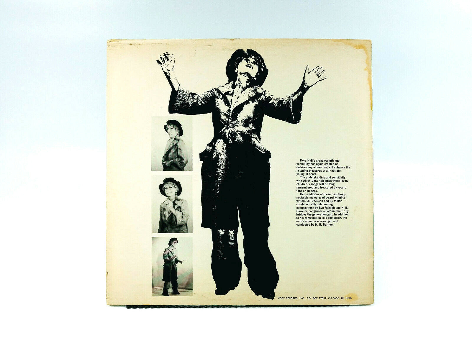 Dora Hall - Tramping (Travelin') Cozy Record Company – PL-1010 Vinyl, LP VG+