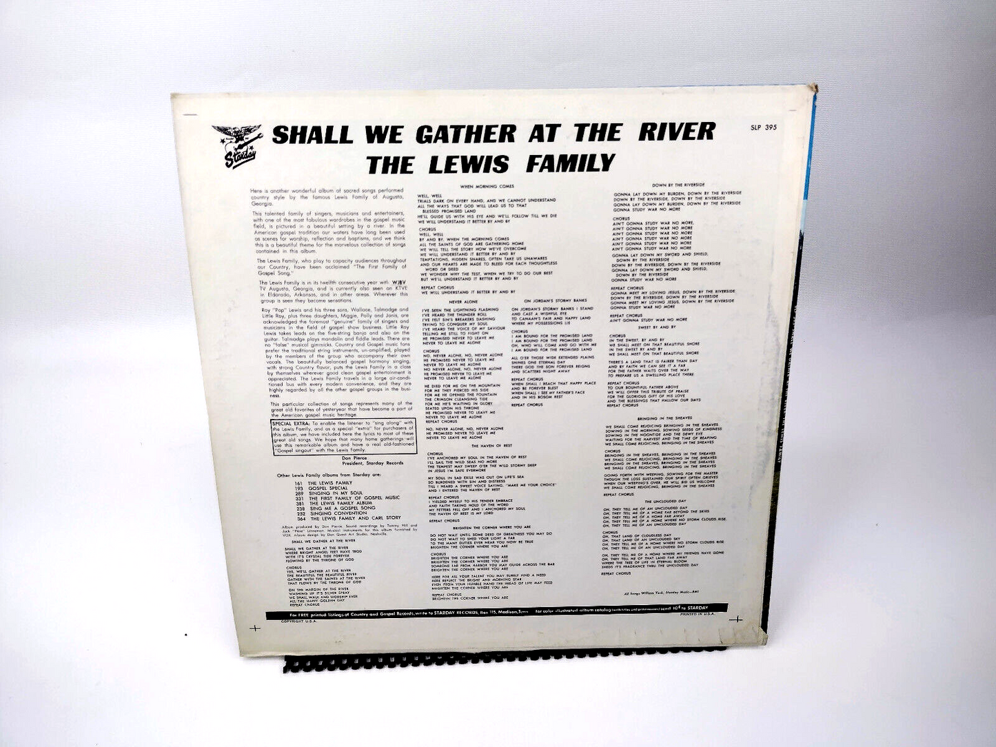 LOT OF 2 LEWIS FAMILY LPs - VG+/NM