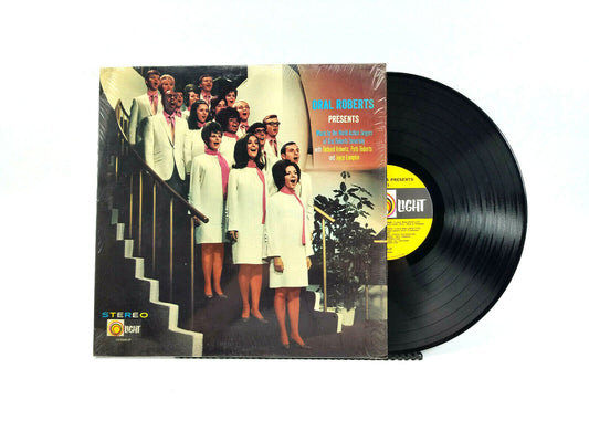 The World Action Singers with Richard Roberts LS-5520-LP - VG+